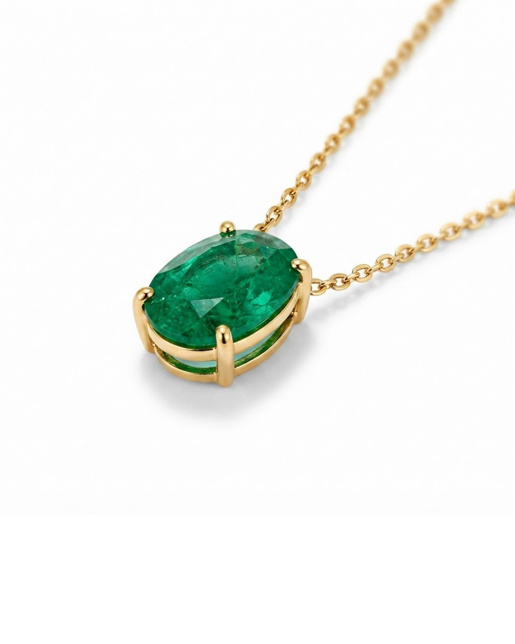 Elegance Emerald Solitaire Chain