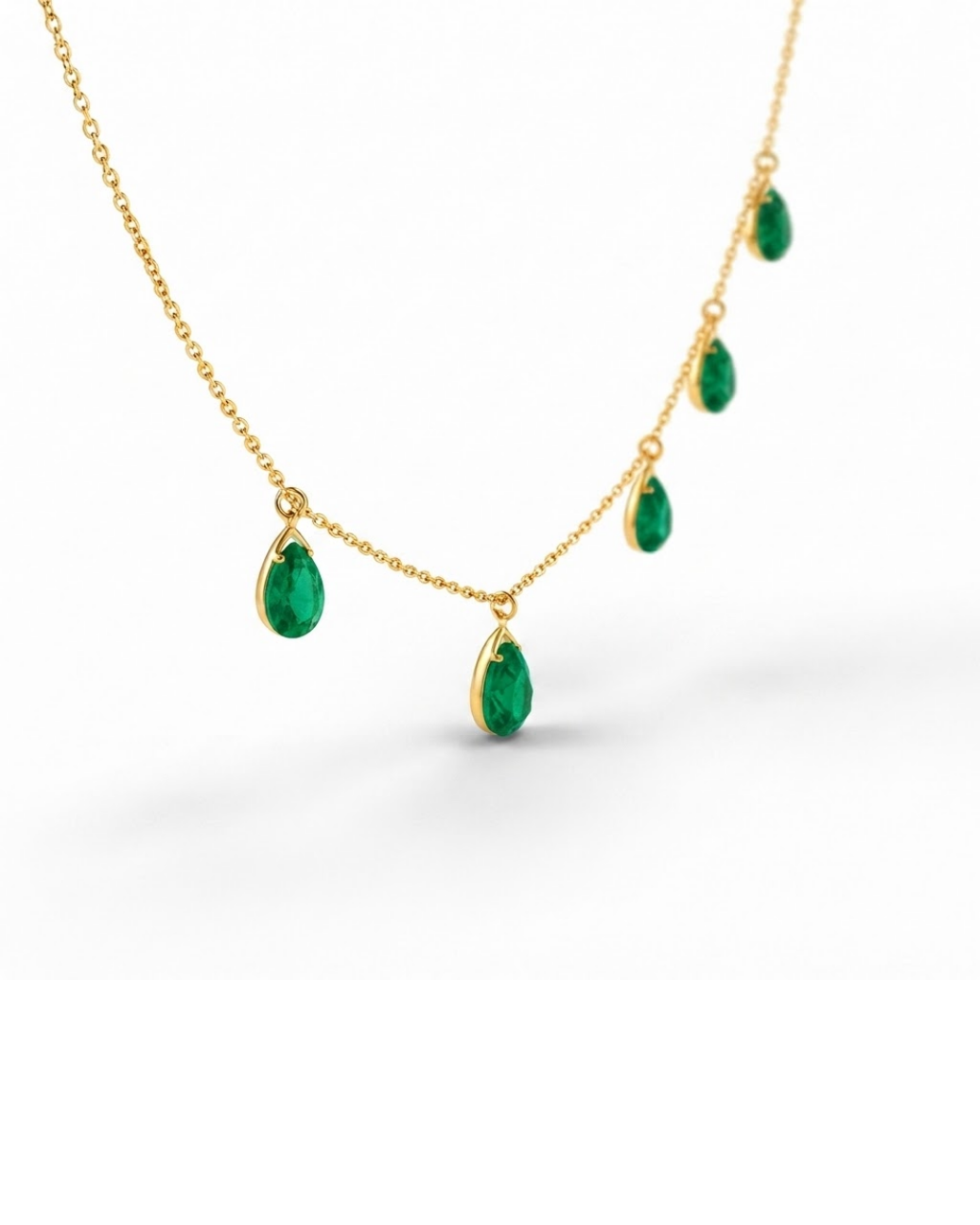 Graceful Drop Emerald Station Chain