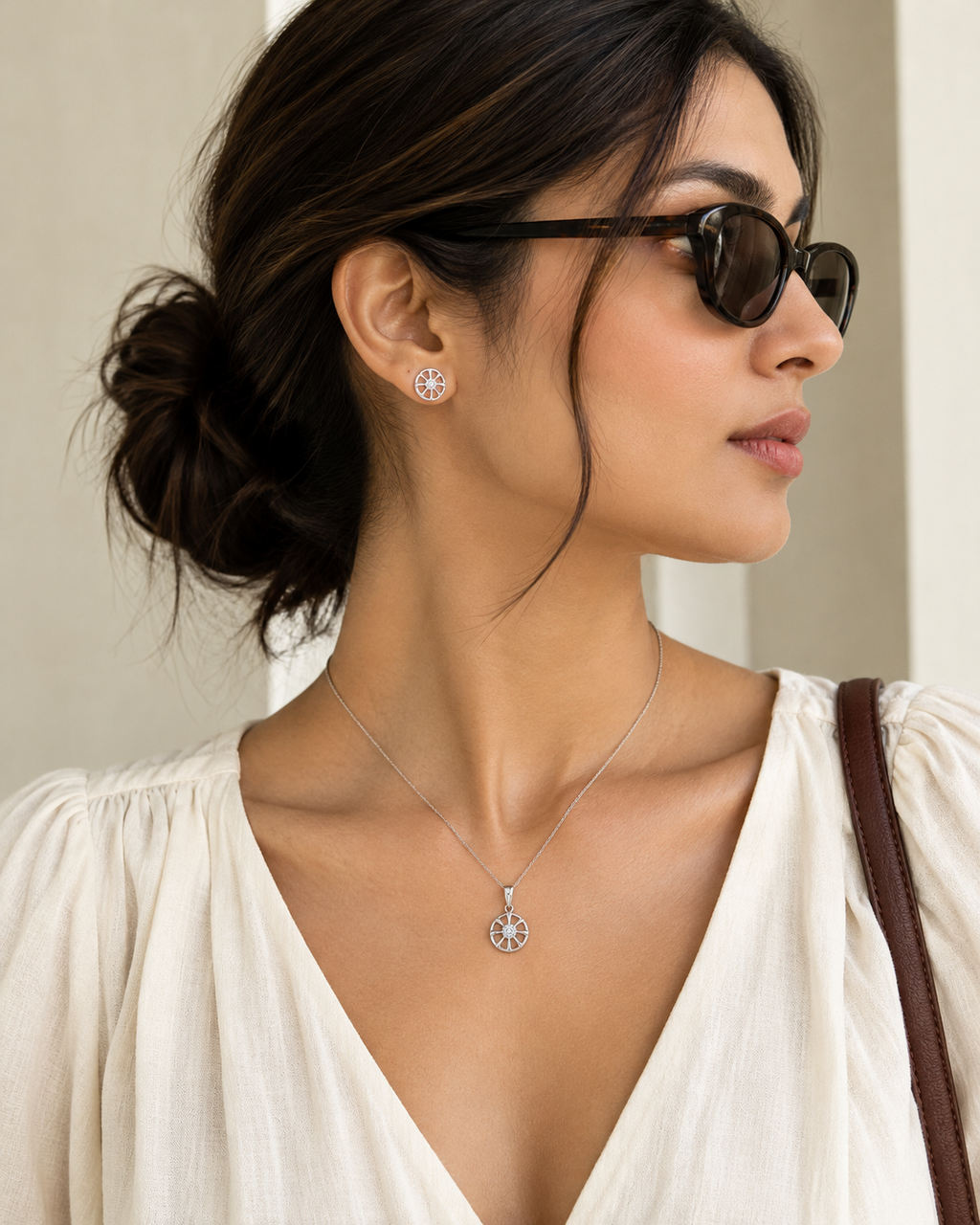 Radiant Wheel Pendant Set