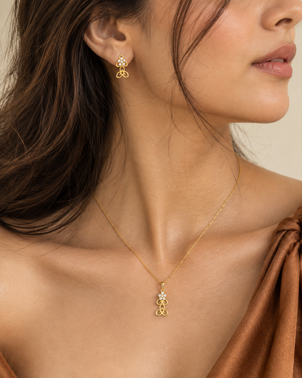 Filigree Diamond Pendant set