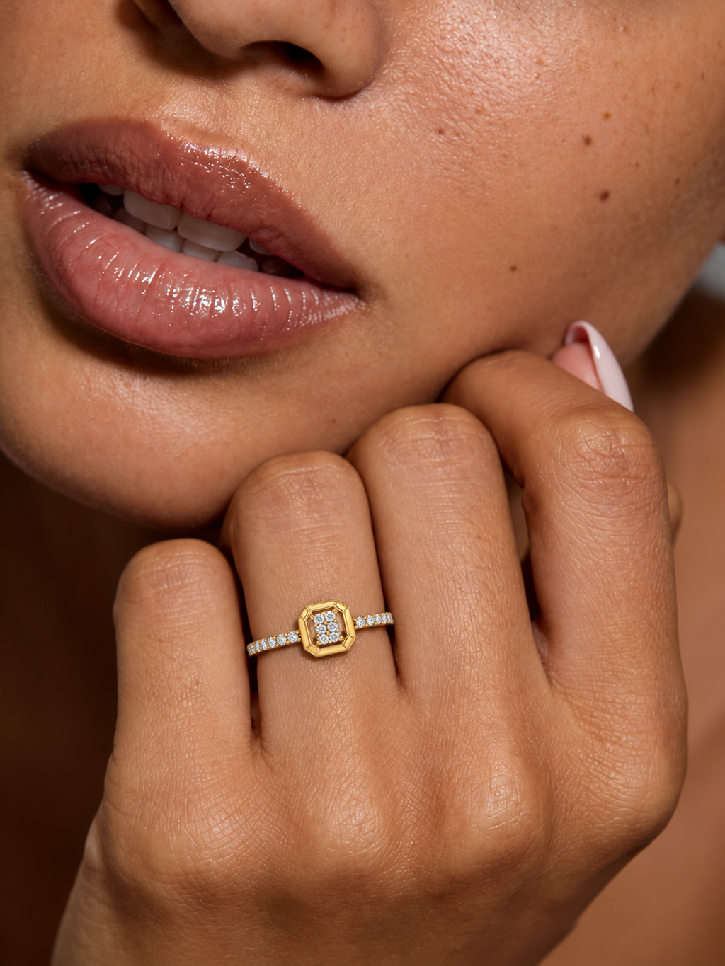 Emerald-Frame Diamond Cluster Ring