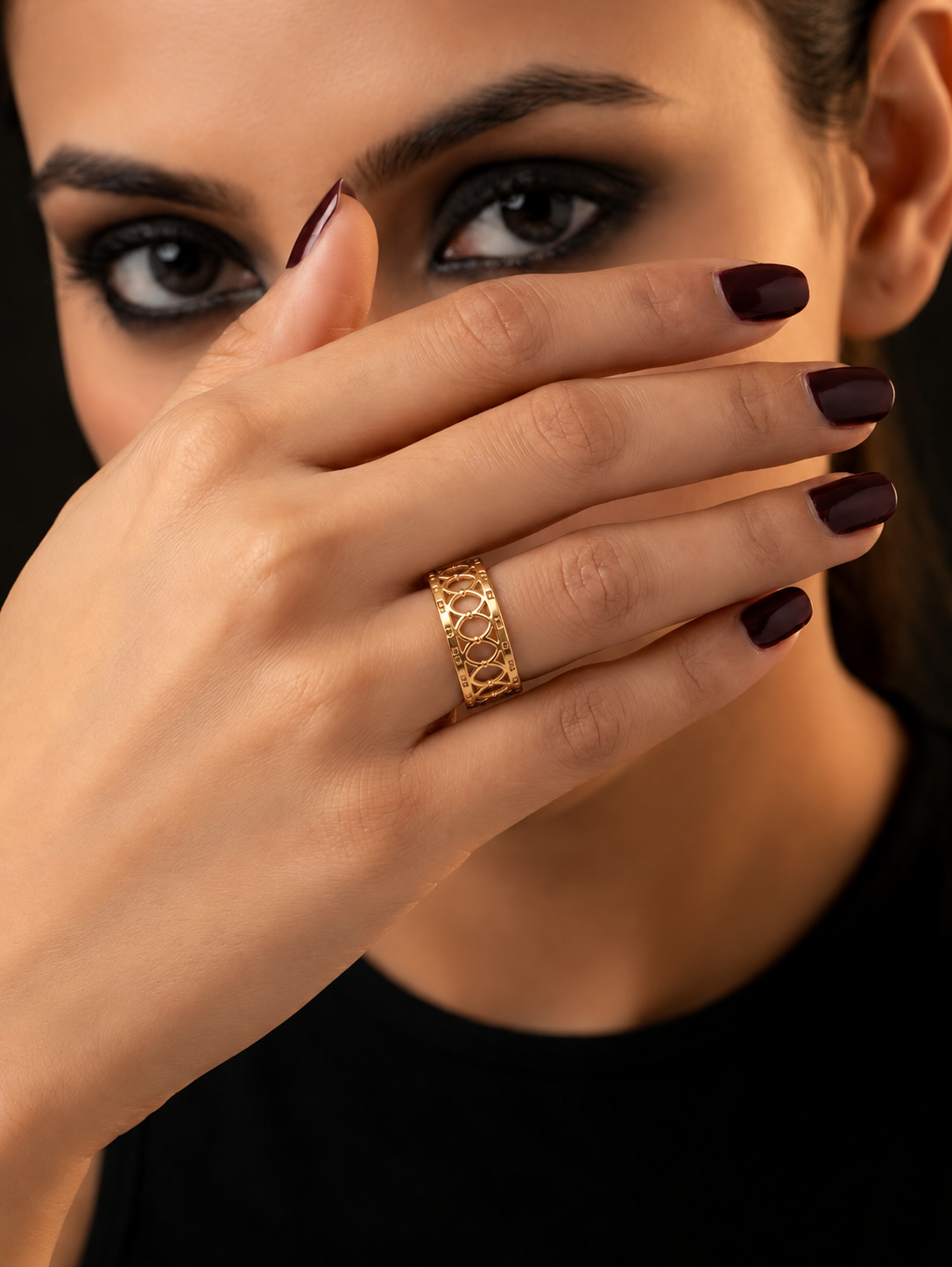 Interlocking Oval Lattice Band Ring